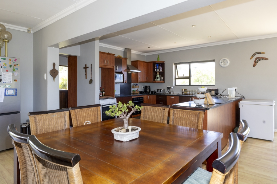 4 Bedroom Property for Sale in West Bank Eastern Cape